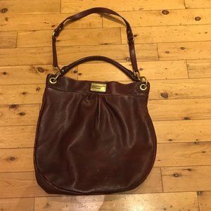 Marc by Marc Jacobs Hillier Hobo Bag in Wine